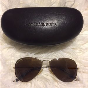 MICHAEL KORS Aviator sunglasses